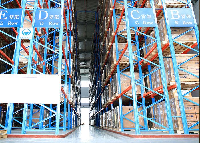 VERY NARROW AISLE PALLET RACKING SYSTEM