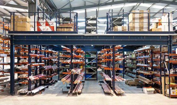Sistem Penyimpanan Mezzanine Racking Dalam Gudang / warehouse