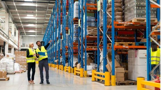 WAREHOUSE STAFF ADALAH | PENGERTIAN, FUNGSI, TUGAS, JOB DESK DAN TANGGUNG JAWAB